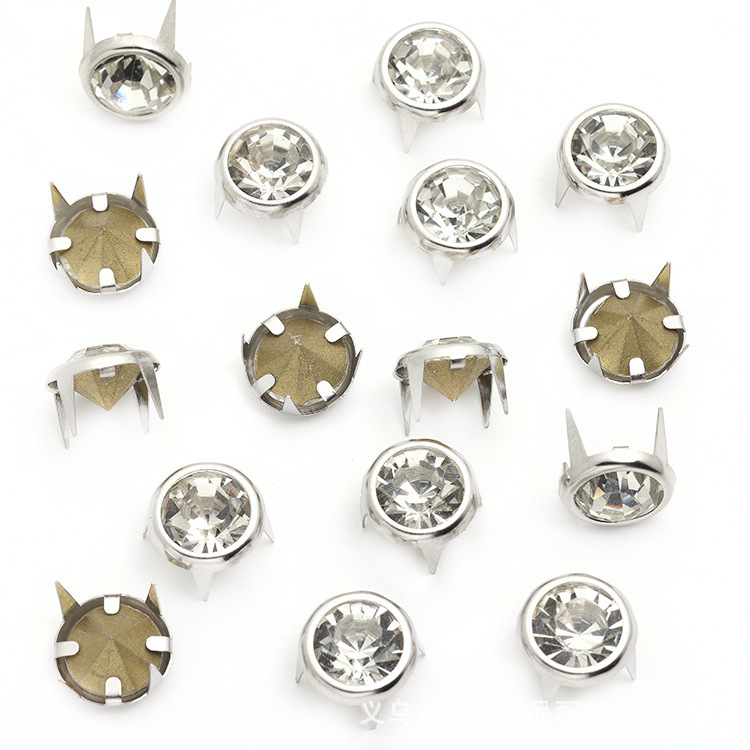 Taladro de ocho patas con molde de prensa a mano accesorios de ropa fondo puntiagudo con garras botones taladro clavos ornamentos accesorios al por mayor Specification image