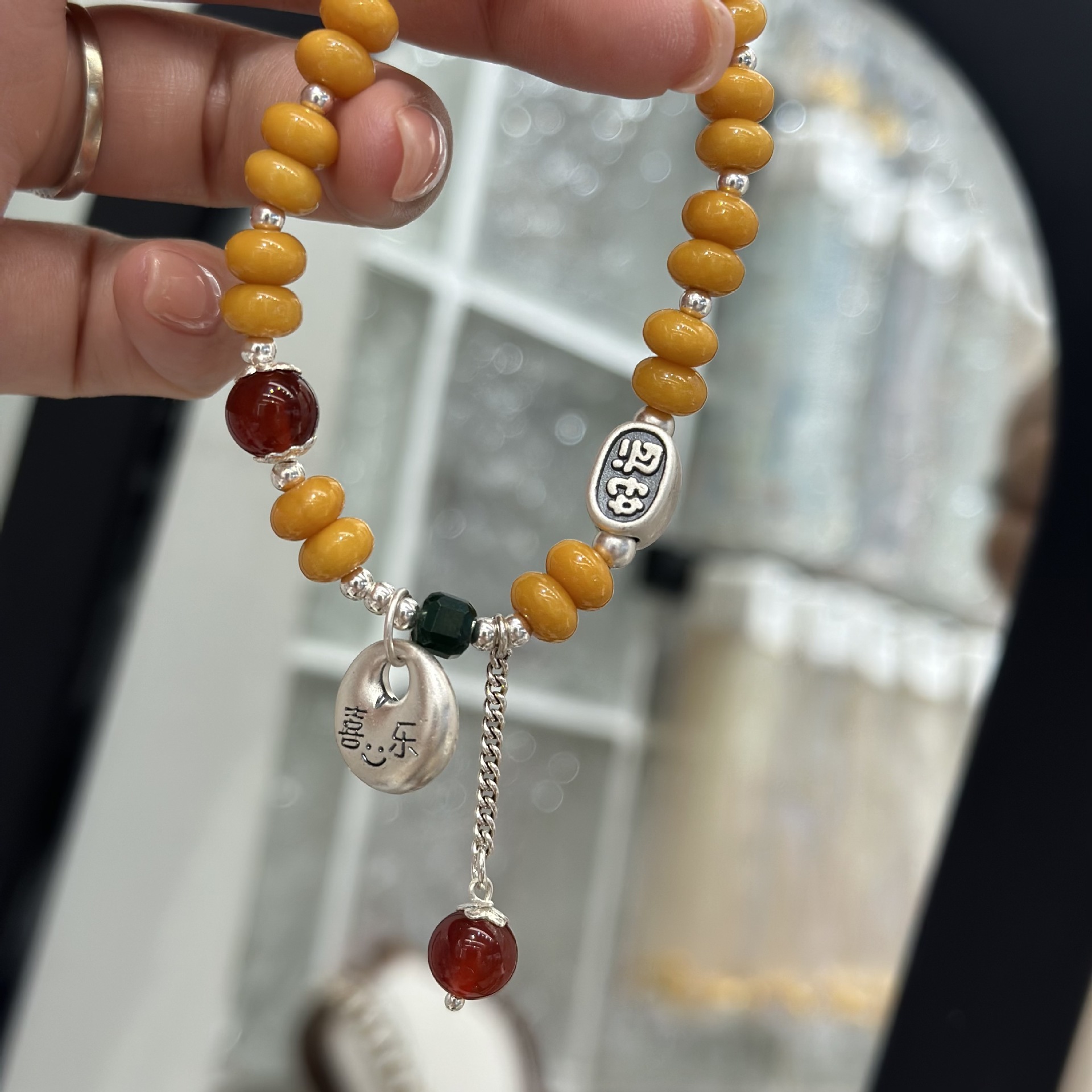 New Chinese-style S925 sterling silver Joyful Peace Buckle beeswax bracelet Application Scenario