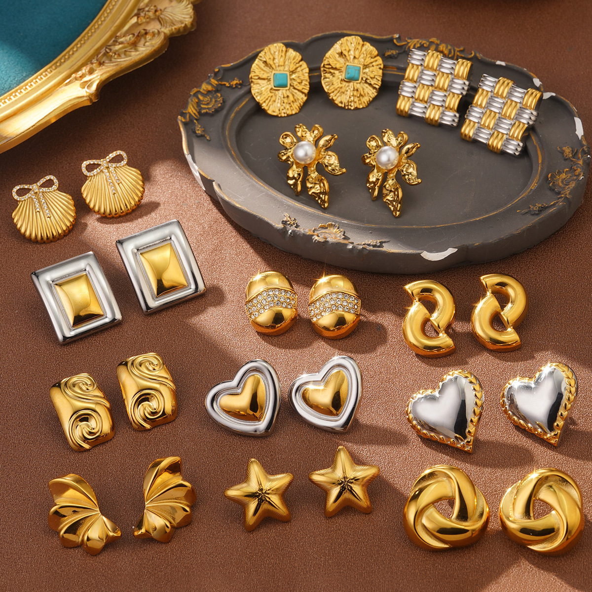 European and American cross-border stainless steel ocean-style earrings, titanium steel niche fashion and individuality color-preserving earrings, geometric heart-shaped stud earrings