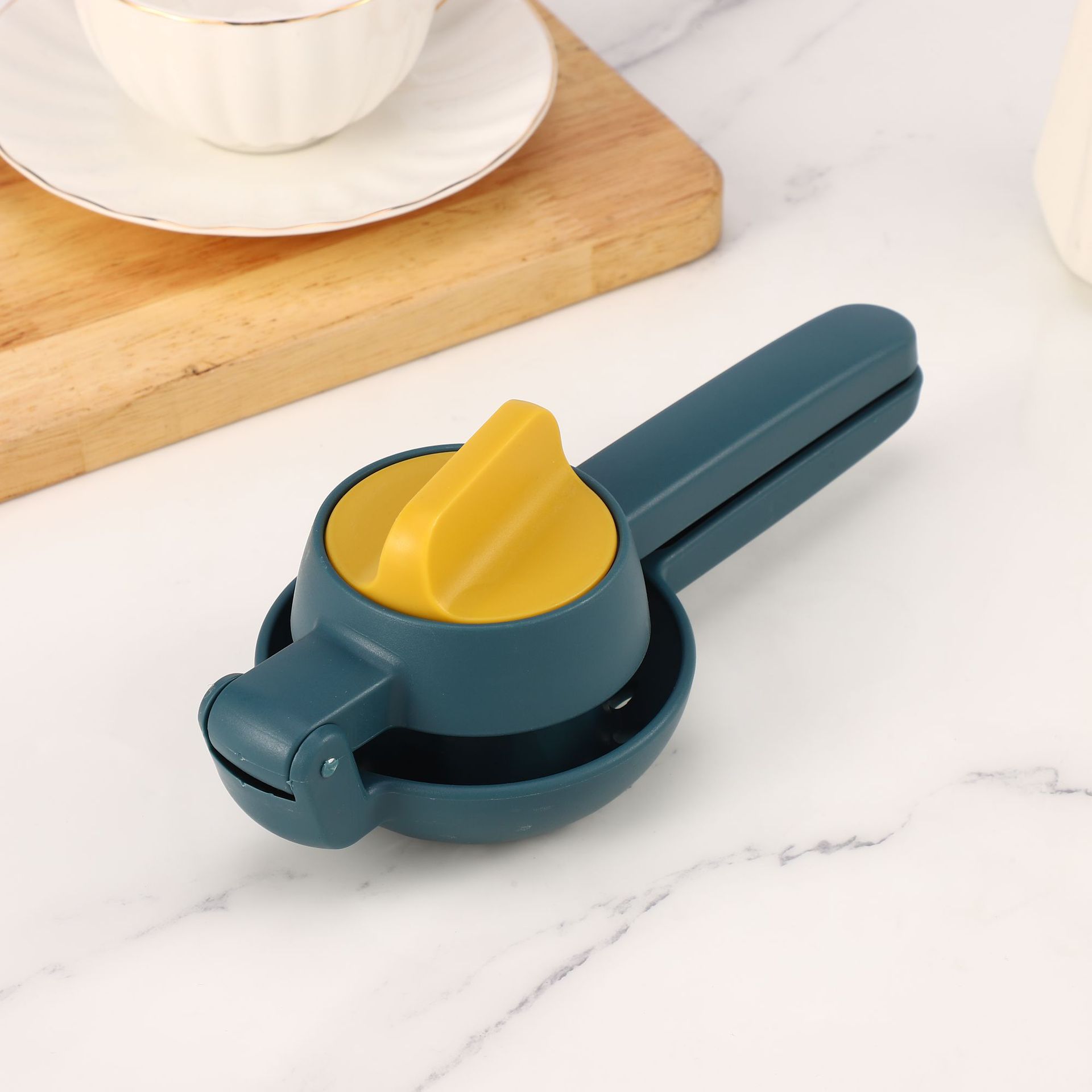 手动榨汁器实物图