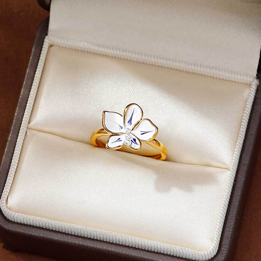 Hyacinth's Spring and summer live-streaming bestseller, the blue and white enamel drop glaze flower ring, features a unique and elegant design with a light luxury open ring details Picture