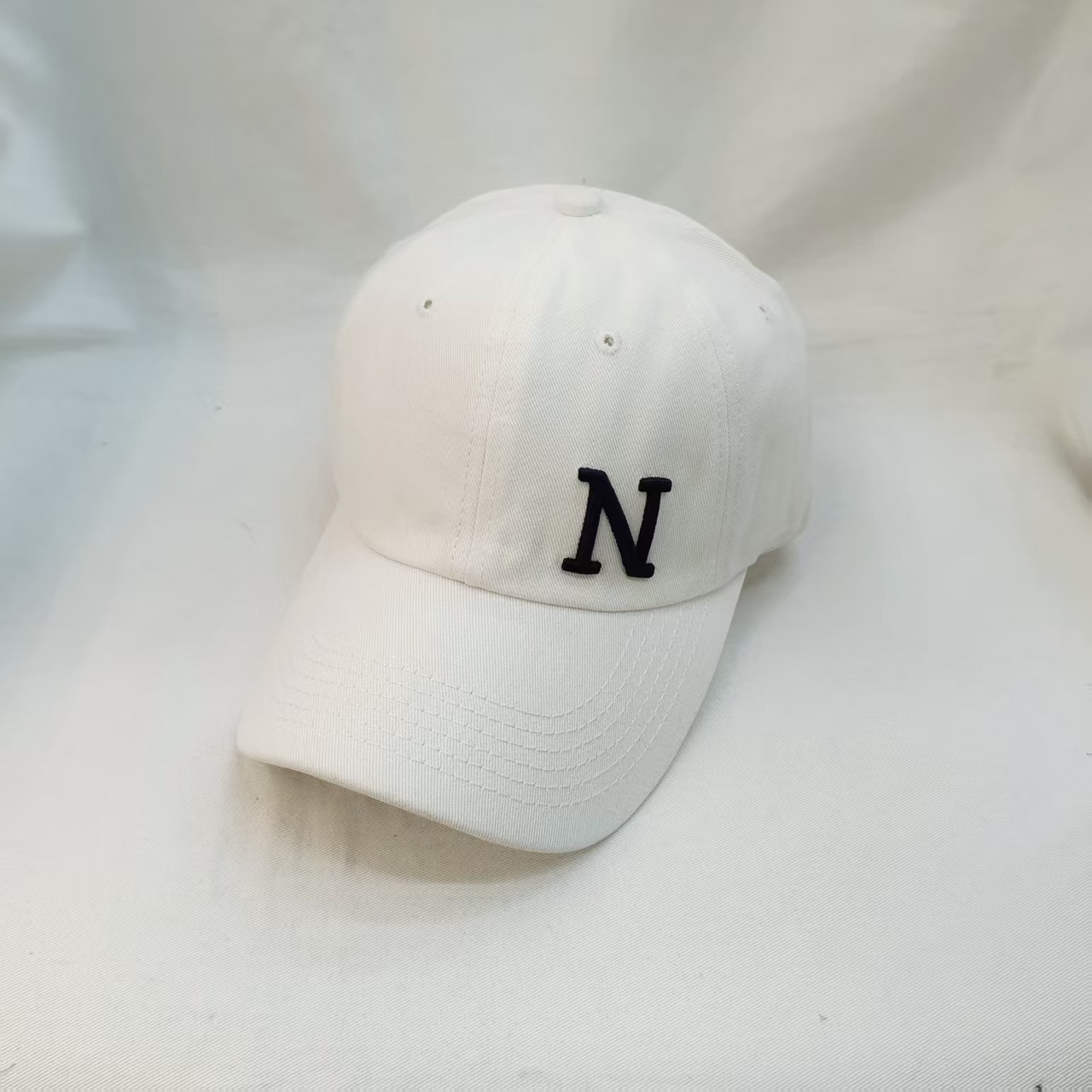 Korean N-letter embroidered high-end women's sun hats, children's summer sun protection baseball caps wholesale, baseball caps Specification image