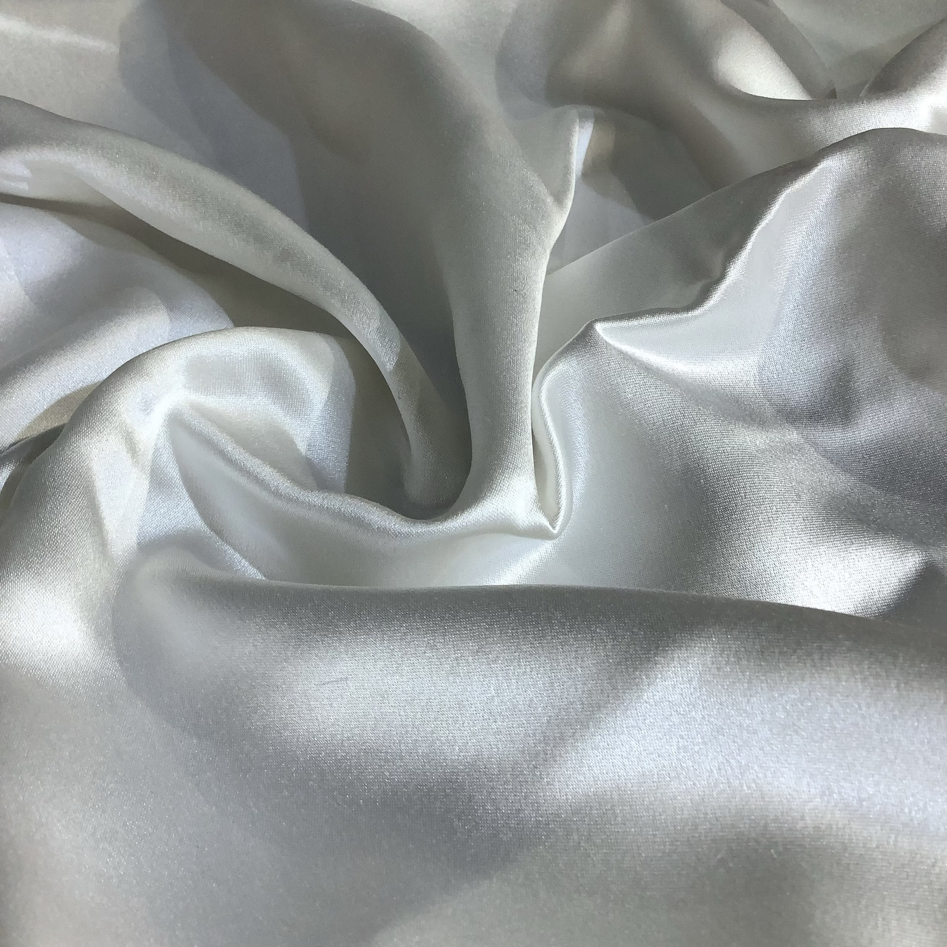 World Silk fabric: Genuine silk crepe satin 40mm, 114cm thick satin, super thick mulberry silk fabric, Xiangyun gauze base Application Scenario