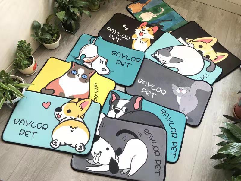 新款  法兰绒印花图案宠物猫砂儿童可爱卡通造型游戏脚垫地垫产品图