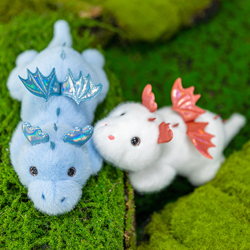 Cartoon flying dragon plush toys, dinosaur palm treasures, birthday gifts, office ornaments, dolls, plush toys wholesale