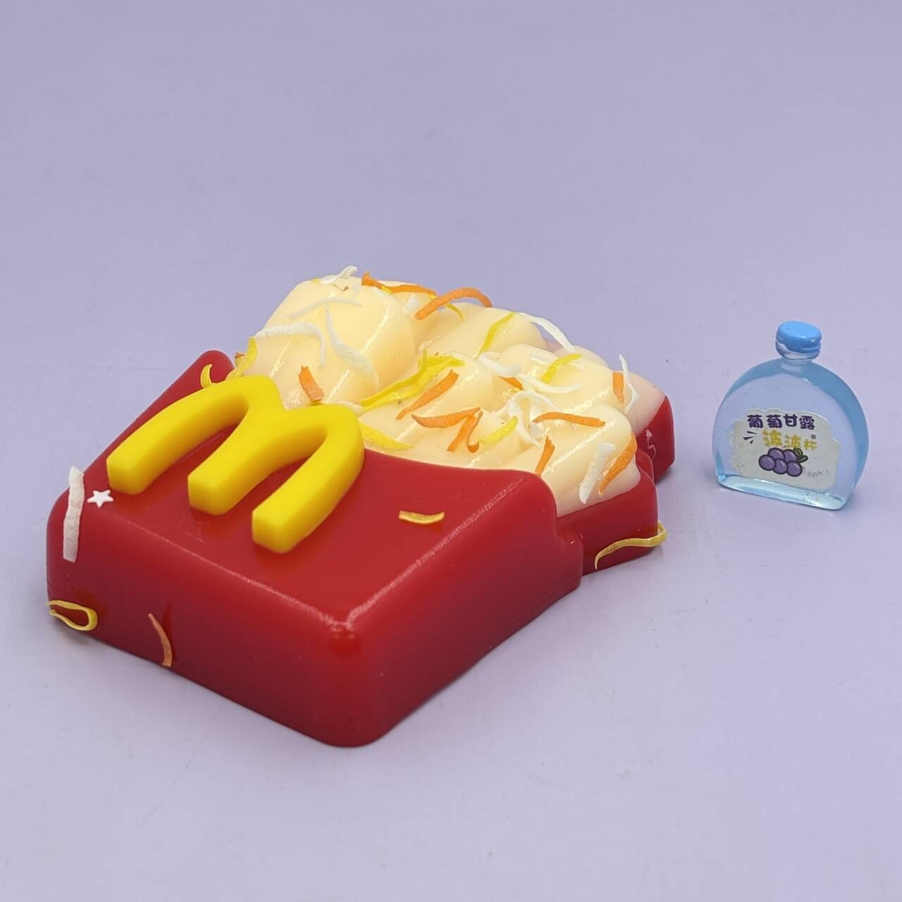 New cute cartoon creative mini fries Kneading Fun student stress-relieving toy Kneading Fun Venting Item Picture