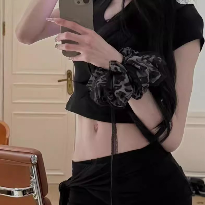 The oversized leopard print hair band, double-layer mesh design, large intestine circle, high-end heavy industry hair accessory, long ribbon hair band, the same style as Tianzong Item Picture
