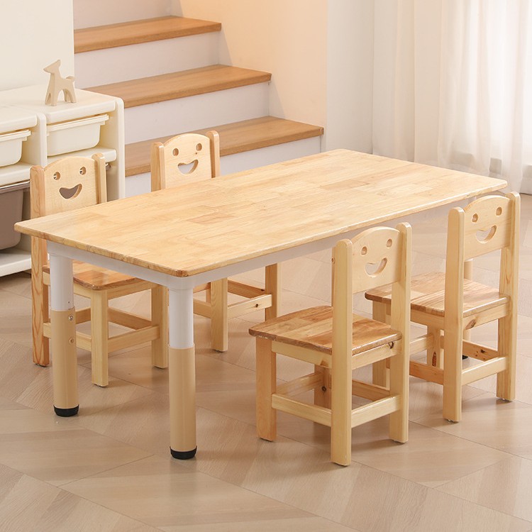 Kindergarten children's writing solid wood desks, study desks, baby toy desks and chairs, thickened height-adjustable oak desks and chairs set Application Scenario