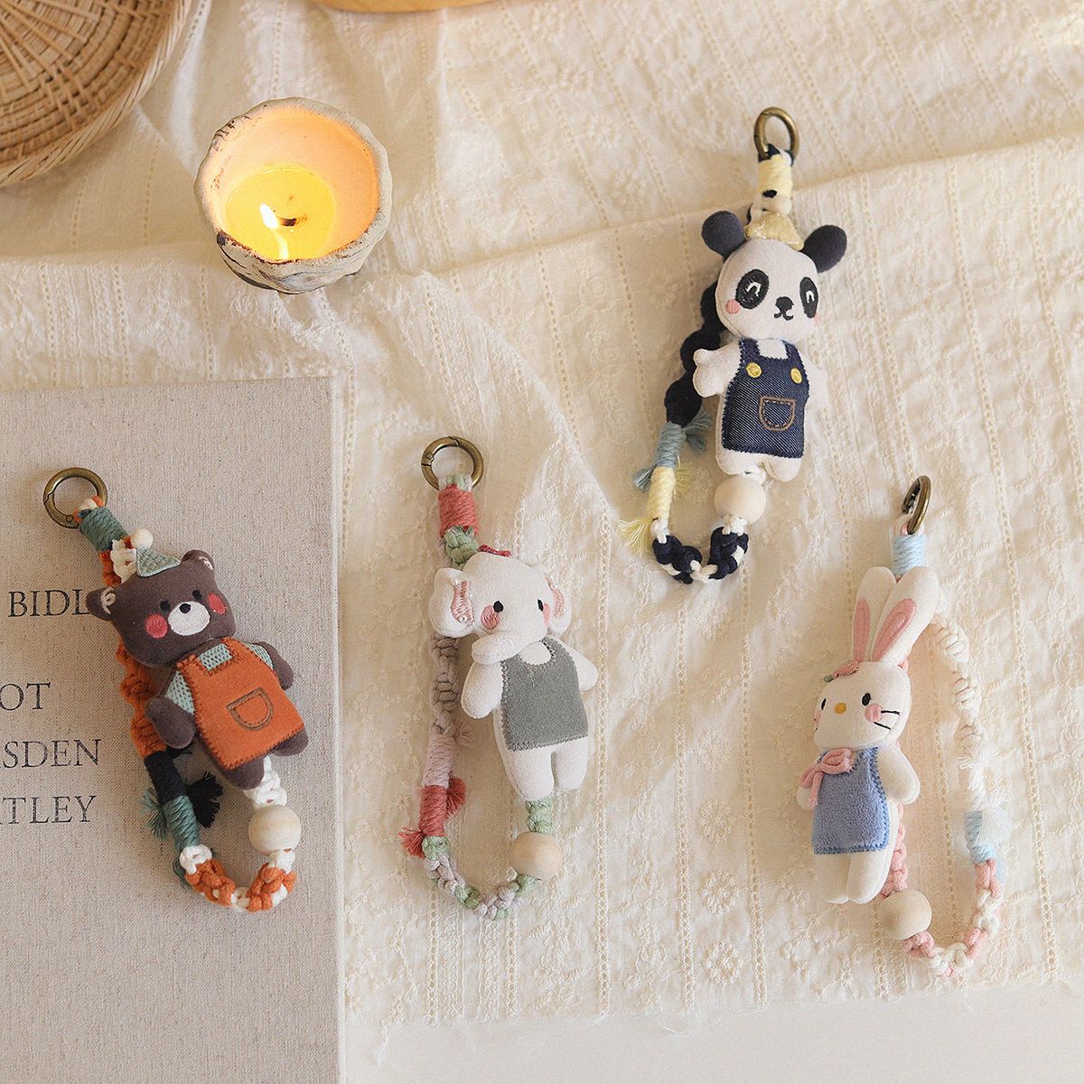 26 Original hand-woven mobile phone lanyard, cute panda doll, long crossbody lanyard, anti-loss, adjustable length shoulder strap Specification image