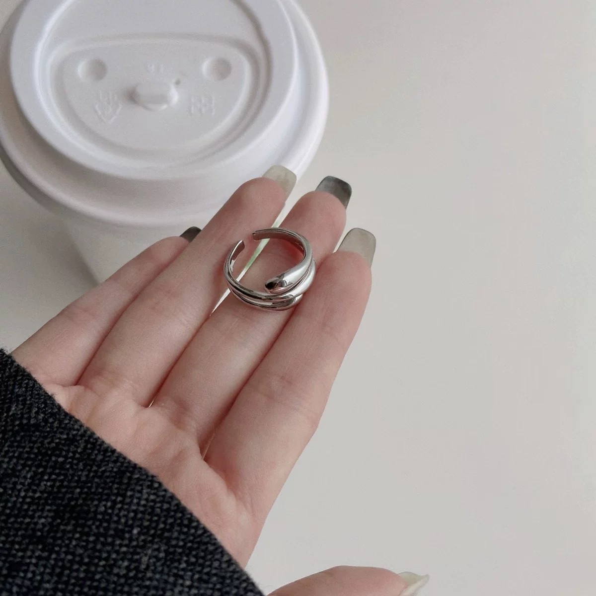 S925 sterling silver 12.10 geometric wound water drop ring, a niche high-end, fashionable, simple and cold style open ring for women Application Scenario