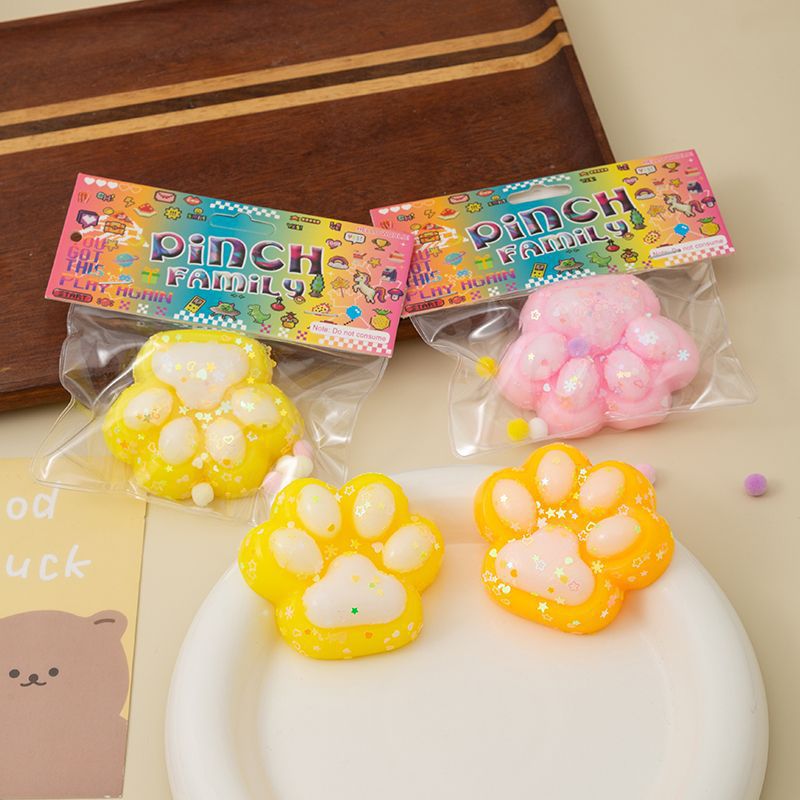 Best-selling tpr soft rubber cat paw Pinch Fun stress-relieving gadget, gift children's stress-relieving toy box wholesale Specification image