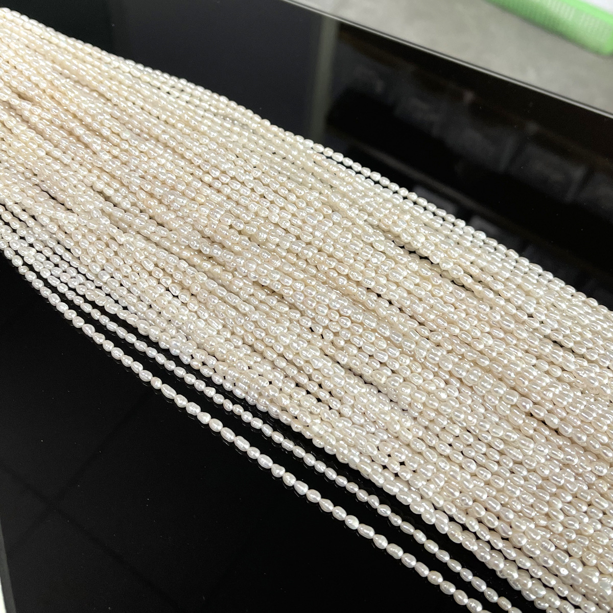 DIY semi-finished beads of 2-2.5mm3A ultra-fine pearl Aurora with a cool white light natural freshwater pearl Specification image