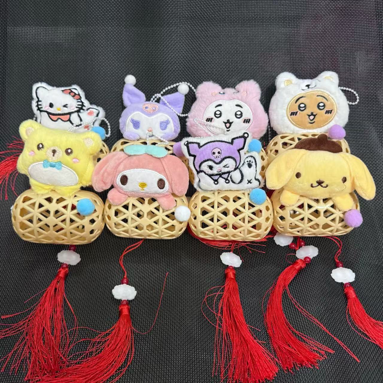 星星人/毛绒挂件/挂件/钥匙扣公仔挂件/三丽鸥挂件细节图