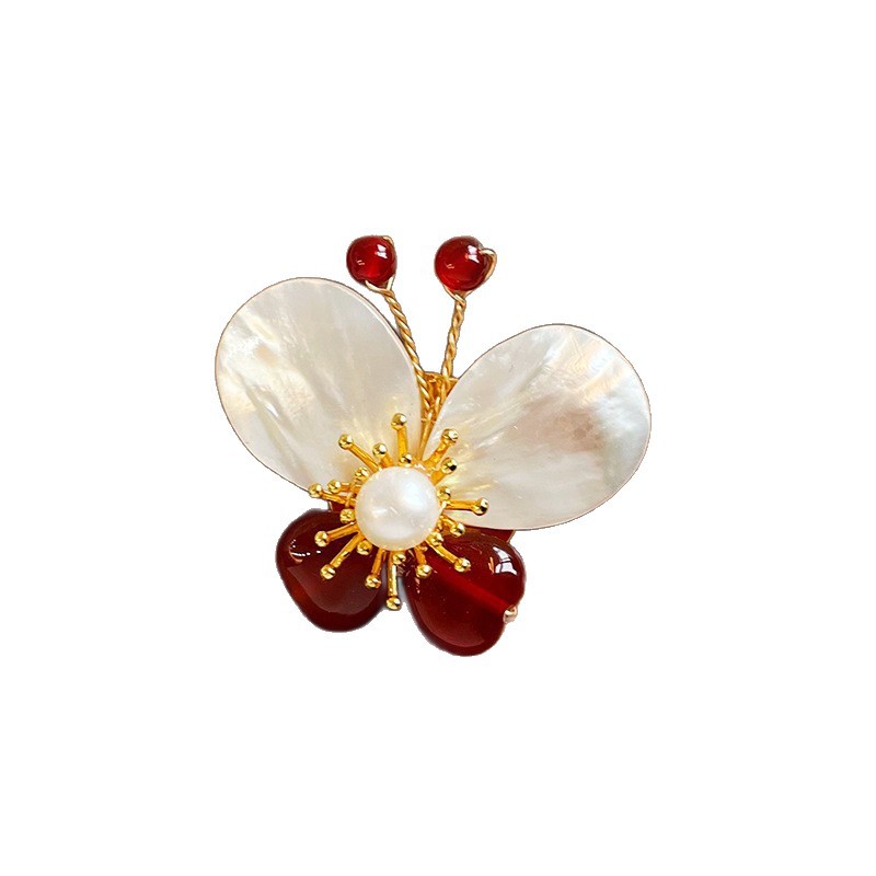 NALA娜啦轻奢高档胸针淡水珍珠蝴蝶重工精致别针大衣旗袍百搭胸花白底实物图