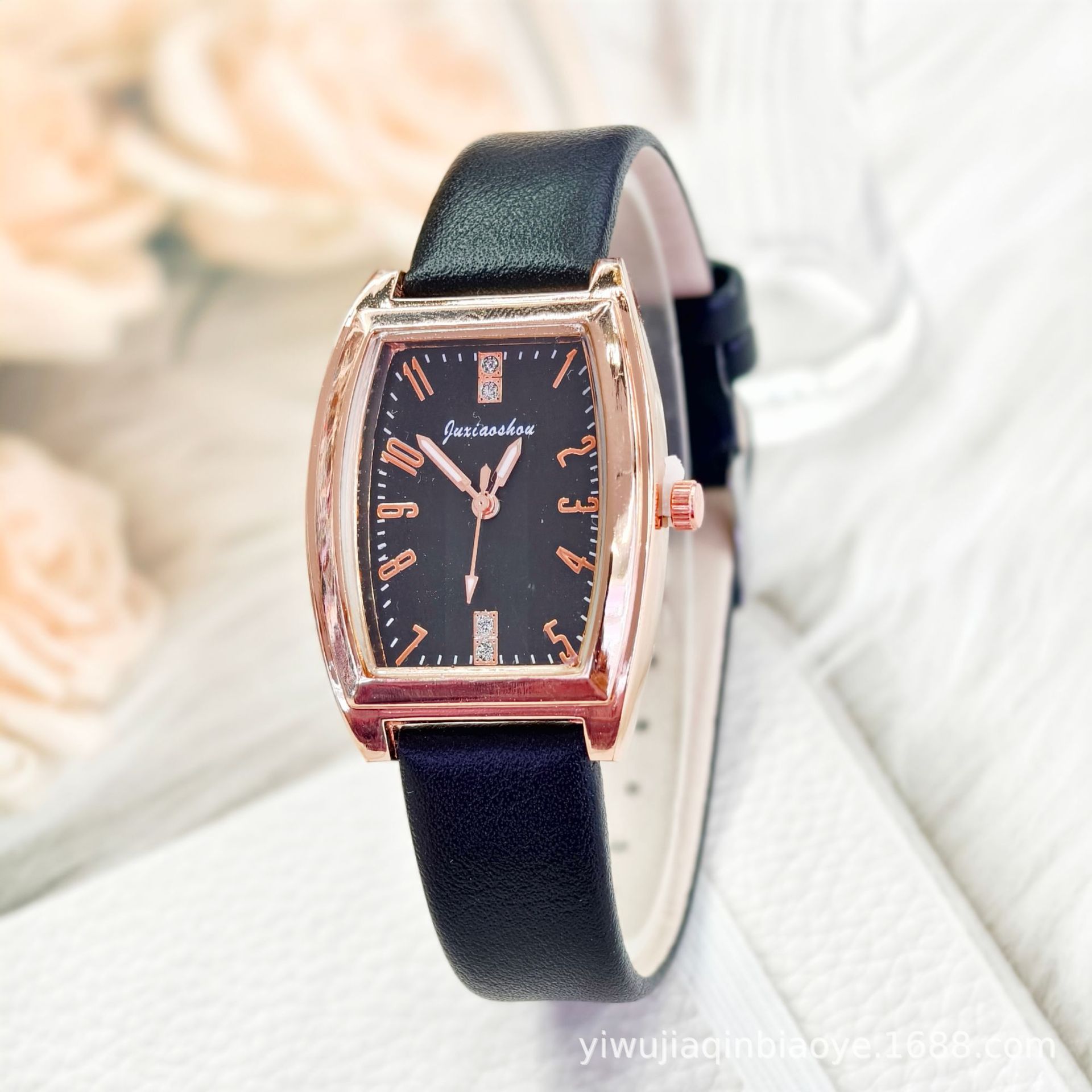 Cross-border foreign trade retro square women's watch, diamond-encrusted digital elegance wristwatch, women's quartz watch, light luxury fashionable women's watch Application Scenario