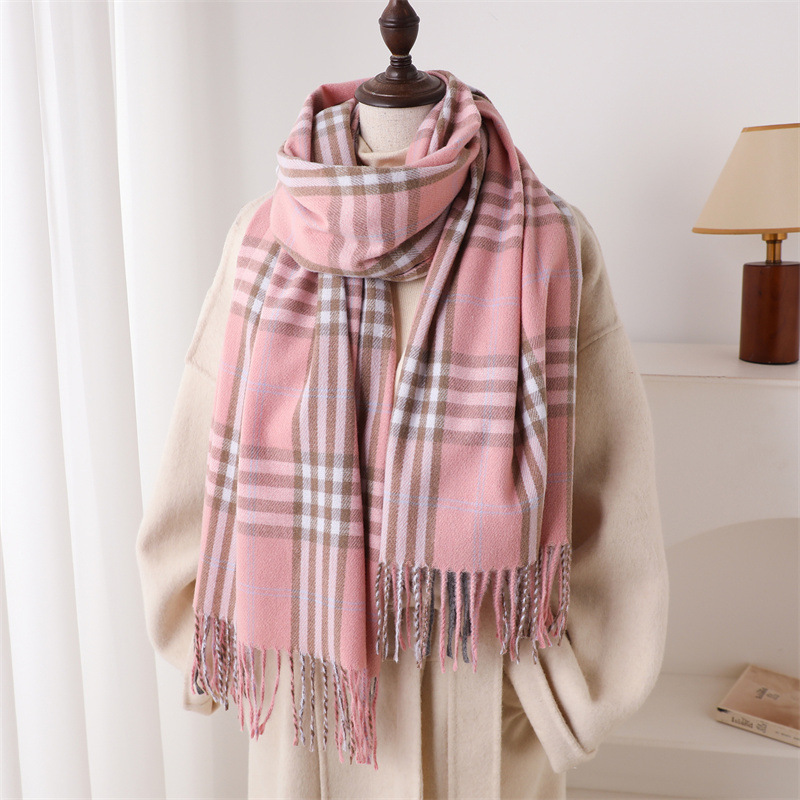 A new British-style patterned autumn and winter warm scarf for women, a fashionable and versatile commuting tassel faux cashmere scarf details Picture