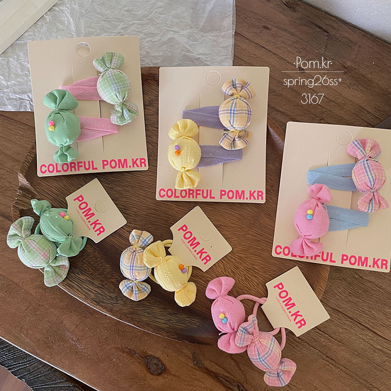 New children's sweet candy bye-bye clip, handcrafted fabric side broken bangs clip, baby pair elastic hair band Application Scenario