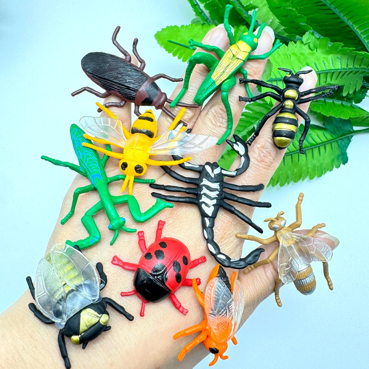 12款仿真小昆虫模型儿童早教动物玩具蜻蜓螳螂蝎子蜈蚣瓢虫跨境热