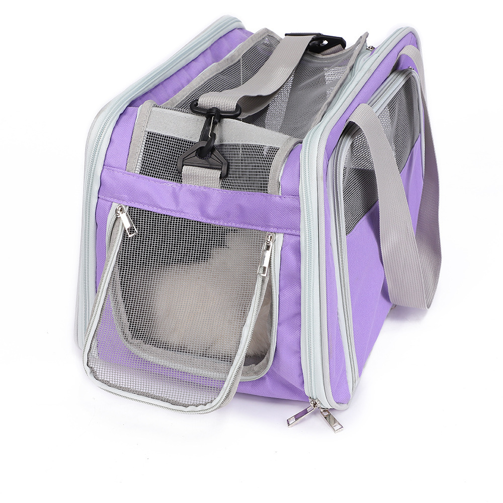 Lightweight Oxford cloth pet handbag, portable single-shoulder hand-carry cat and dog pet bag, breathable cat pet backpack Application Scenario