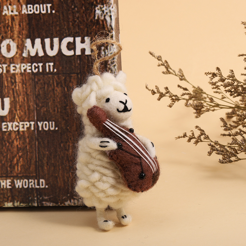 Cute handmade wool felt pendants, fun 3D lamb doll pendants, niche bag pendants, niche pendants Specification image