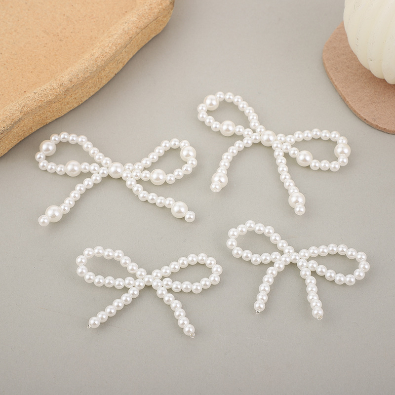 Factory direct sales of pearl bow accessories, retro imitation pearl knots, handcrafted beaded socks, hats and DIY accessories Specification image