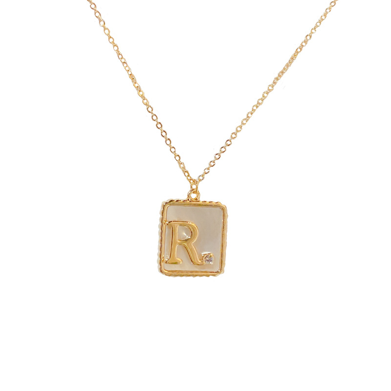 The Korean version of the niche design sense and elegant letter R brand necklace, a female Internet celebrity's unique, fashionable and light luxury collarbone chain accessory Item Picture