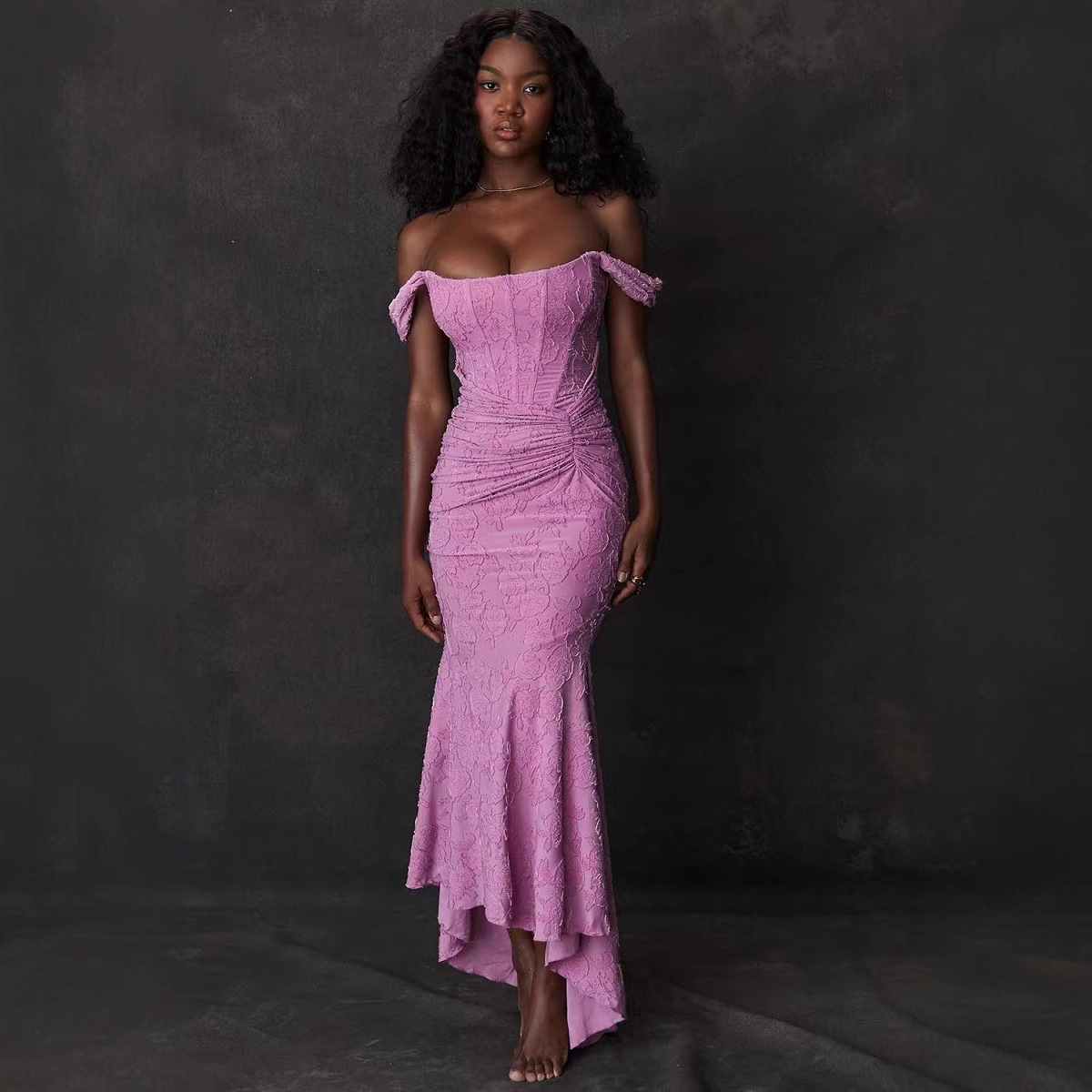 Cross-border foreign trade women's clothing, a new European and American halter elastic jacquard pleated sleeveless fishtail dress, an elegant long dress full figure