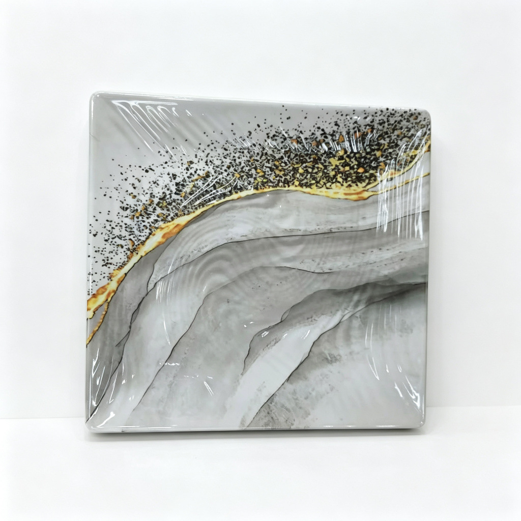 Direct sales from the foreign trade manufacturer of grayish-white marble-patterned dinner plates in commercial stock. Durable and wear-resistant round melamine products