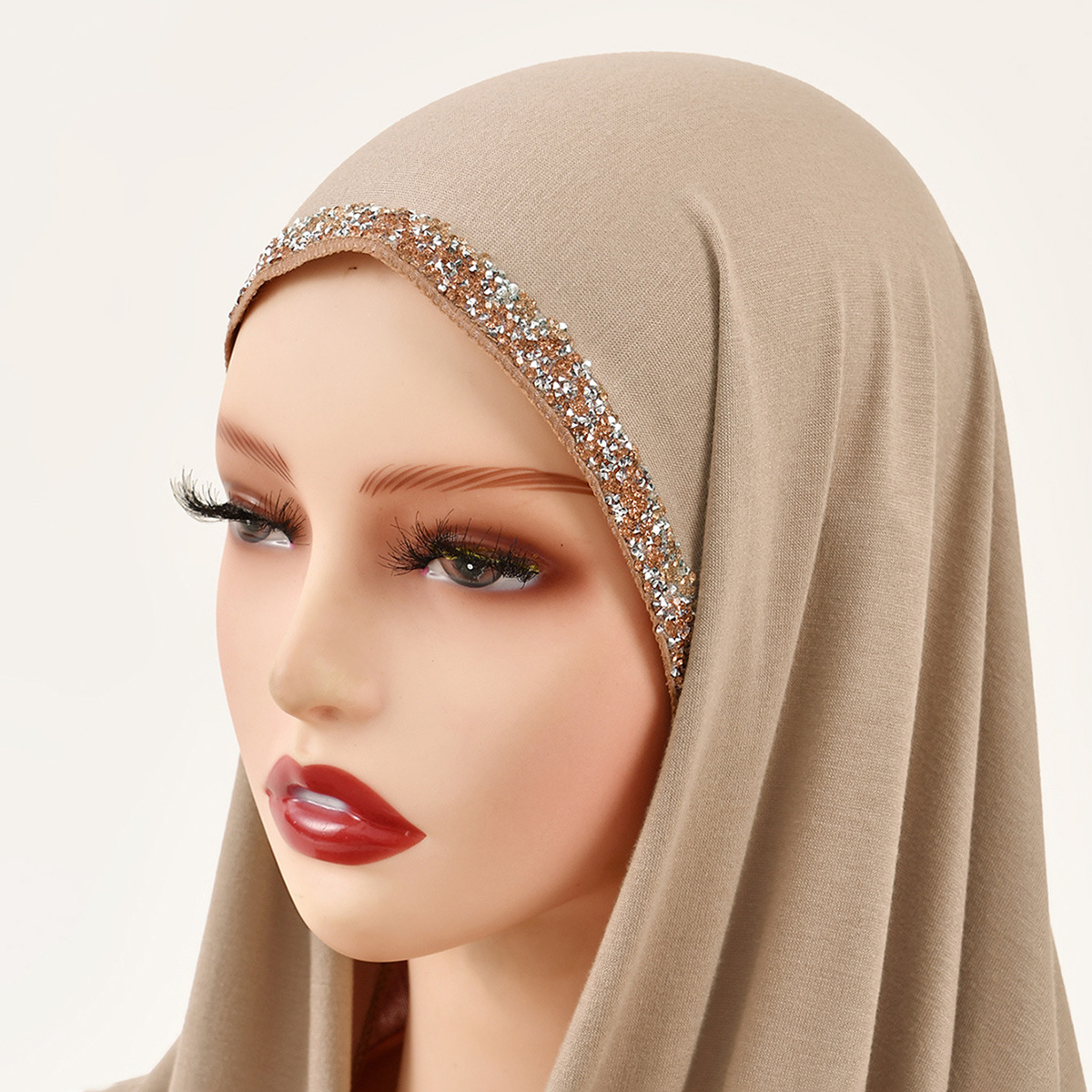 A new best-selling solid-color embossed diamond and lustrous cotton headscarf for foreign trade, a soft, fashionable and trendy headscarf for women with ethnic style Application Scenario