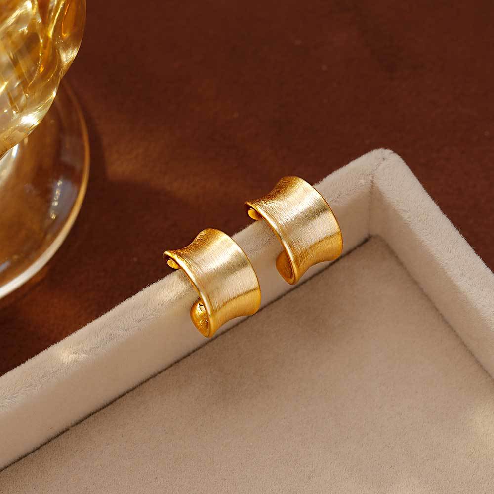 Hyacinth nicho diseño sentido c-forma metal cepillado premium sentido pendientes ins cool wind earwear 2025 nuevo temperamento