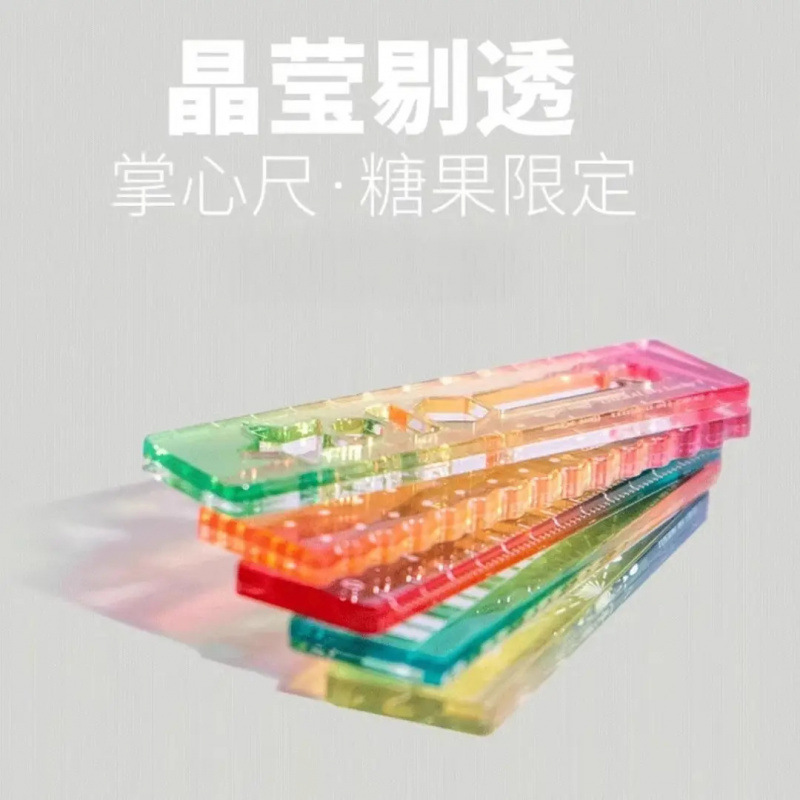New candy-colored 7-centimeter palm ruler, multi-functional mini scale, transparent acrylic, high surface level wave drawing ruler Application Scenario