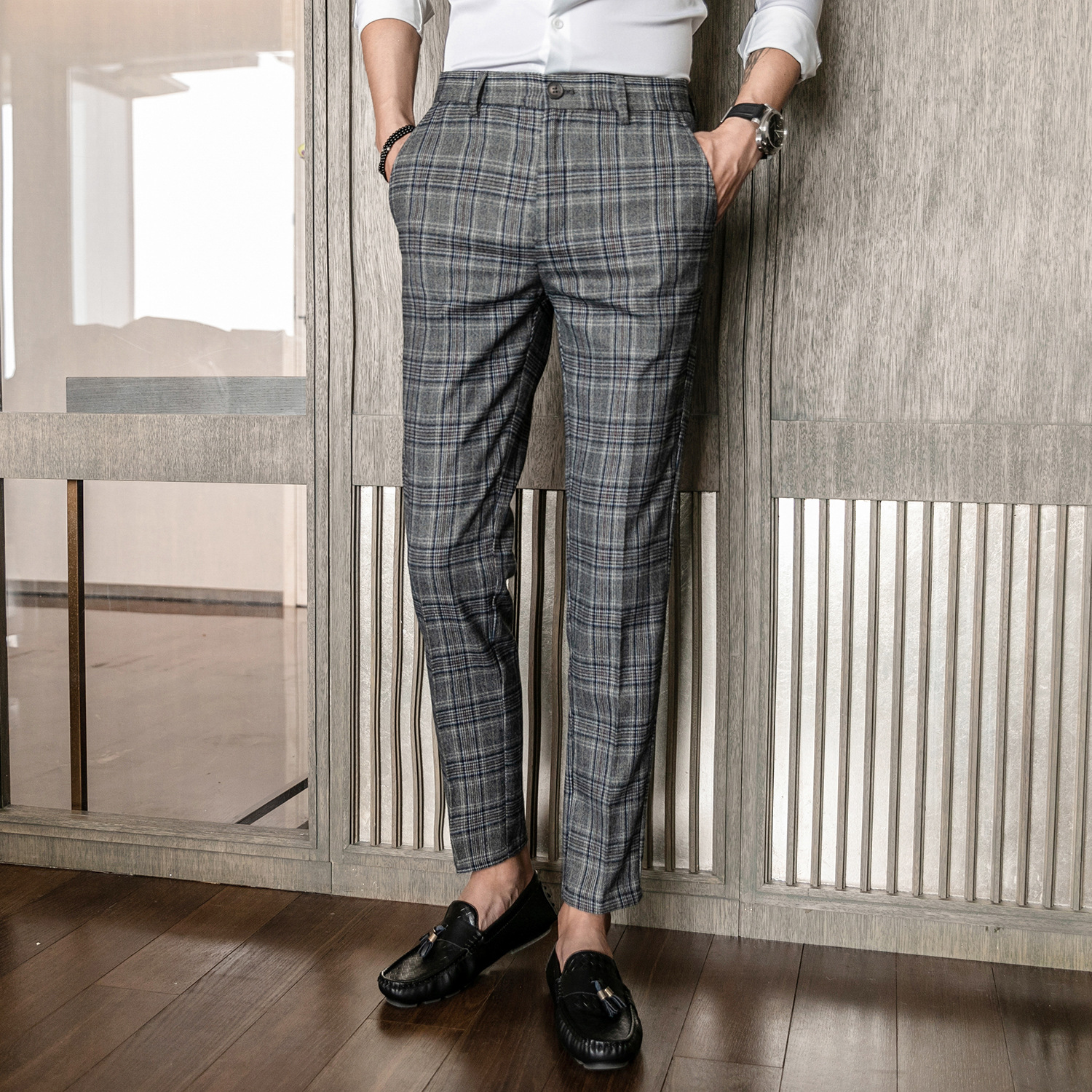 New men's casual trousers in stock for 2025, Korean-style, slimming, fashionable and trendy, with a checkered, no-iron design and a cool, straight-through style Specification image