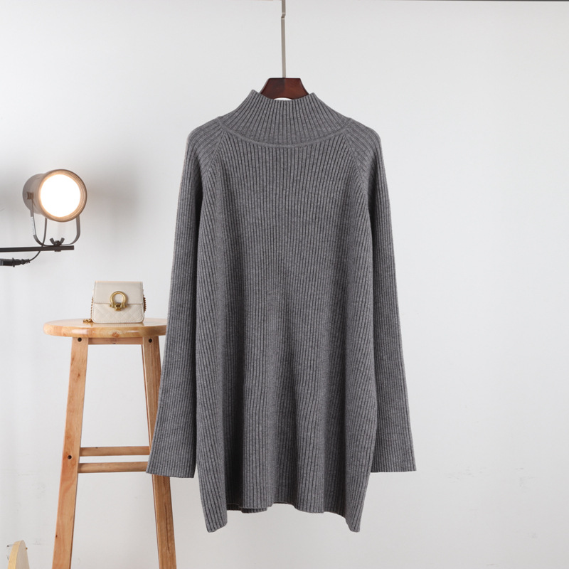 This mid-length sweater is a loose and simple Korean style pullover for women in autumn and winter. Pair it with a thick and warm base knitted sweater for a trendy top Specification image