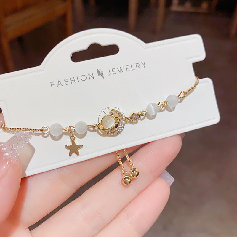 A new sweet and cool summer style planet Moon cat's eye stone pull-out bracelet for women, presenting a fashionable and high-end look Specification image