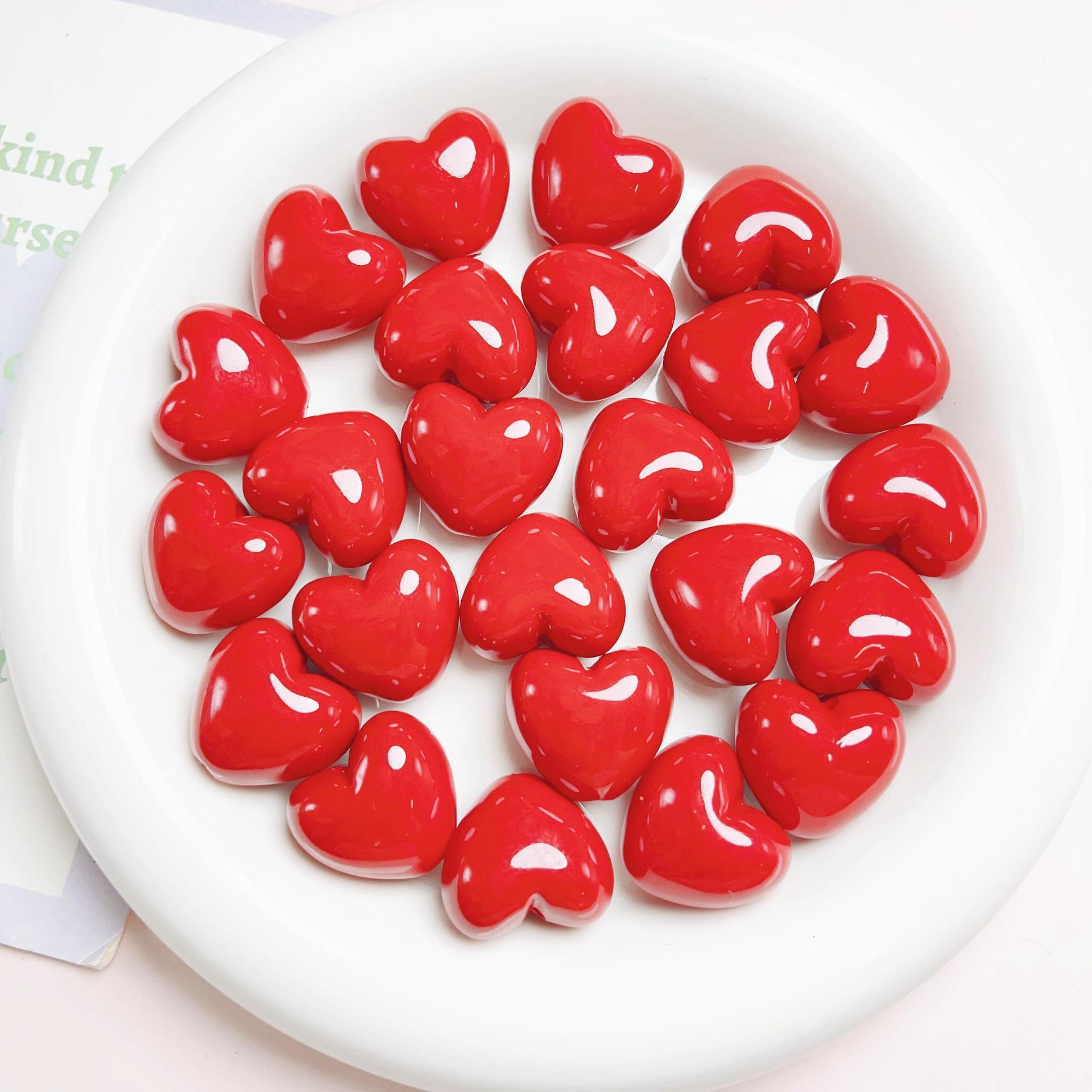 Colorful lacquered chubby heart-shaped beads DIY handcrafted loose beads hand-painted base beads cute ins mobile phone chain pendant beads decoration details Picture