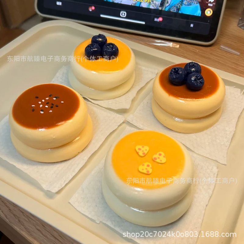 The same style of Souffle on Xiaohongshu, with a high appearance level, super thick, popular silicone, stress-relieving and rebound toy, food-grade silicone, affordable price details Picture