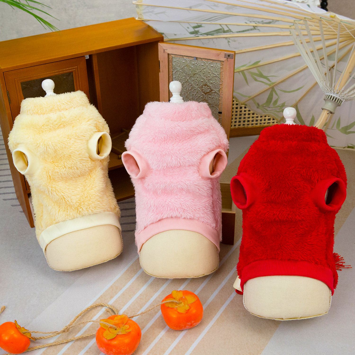 Three-piece plush pet clothing set, pet cat and dog clothes, thickened winter cat clothes, warm cat clothing, pet supplies Specification image