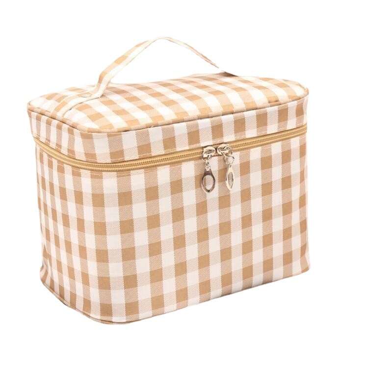 Large-capacity waterproof travel, fresh and cute, portable hand-held makeup brush, cosmetics storage, fashionable ins makeup bag Item Picture