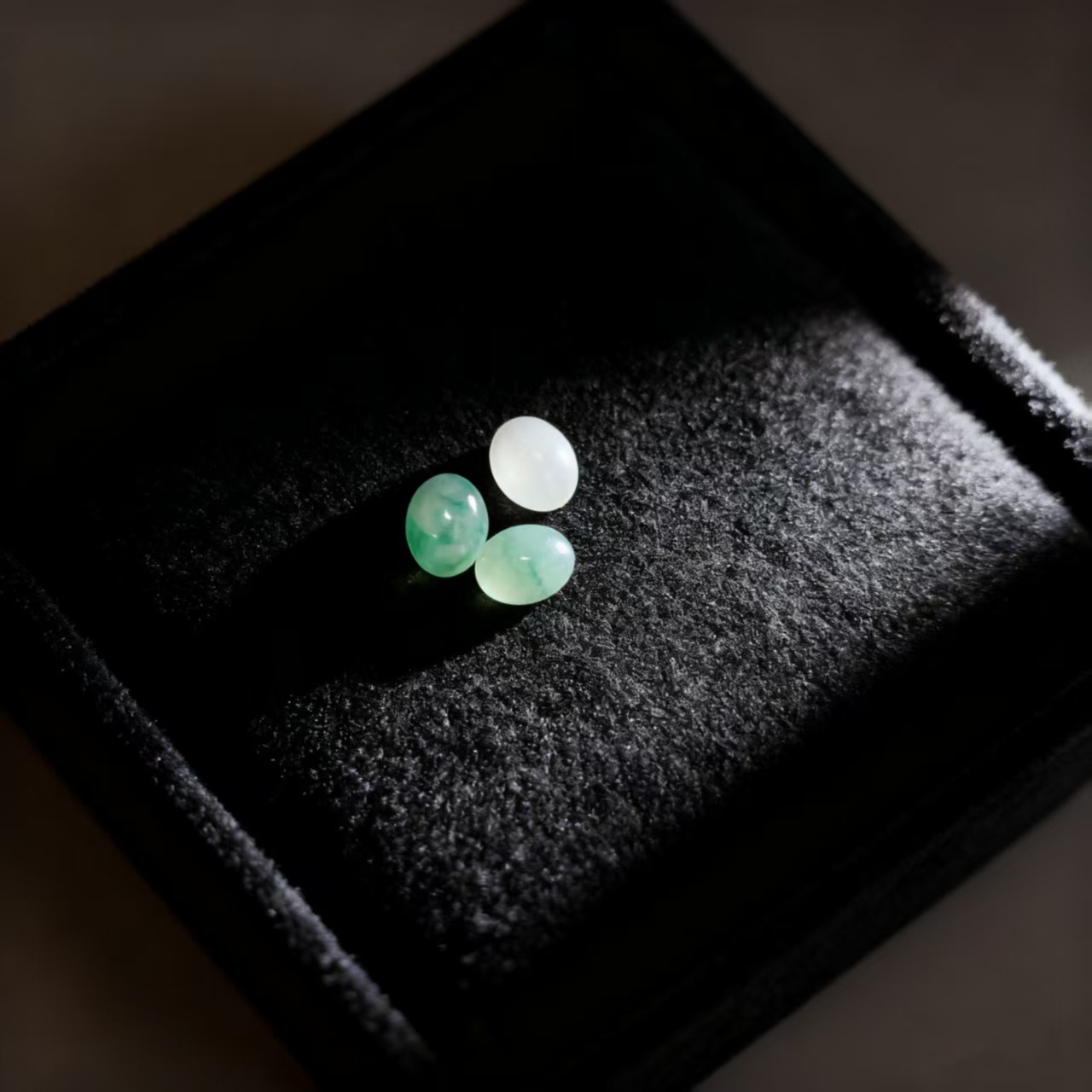 平安扣/翡翠/和田玉/玉镯/水晶工艺产品图