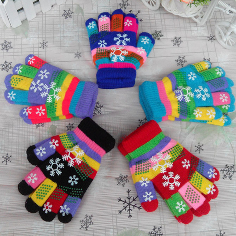 Wholesale of winter fashion and cute student seven-color knitted gloves, double-layer thickened warm snowflake women's gloves Specification image