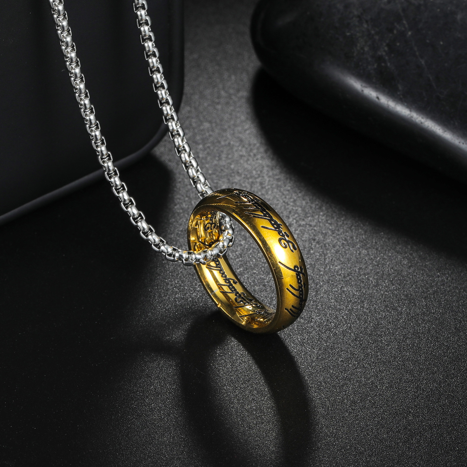 Half-price clearance sale of Amazon temu Xiyin's best-selling titanium steel necklace, Magic Ring pendant, European and American men's accessories Specification image