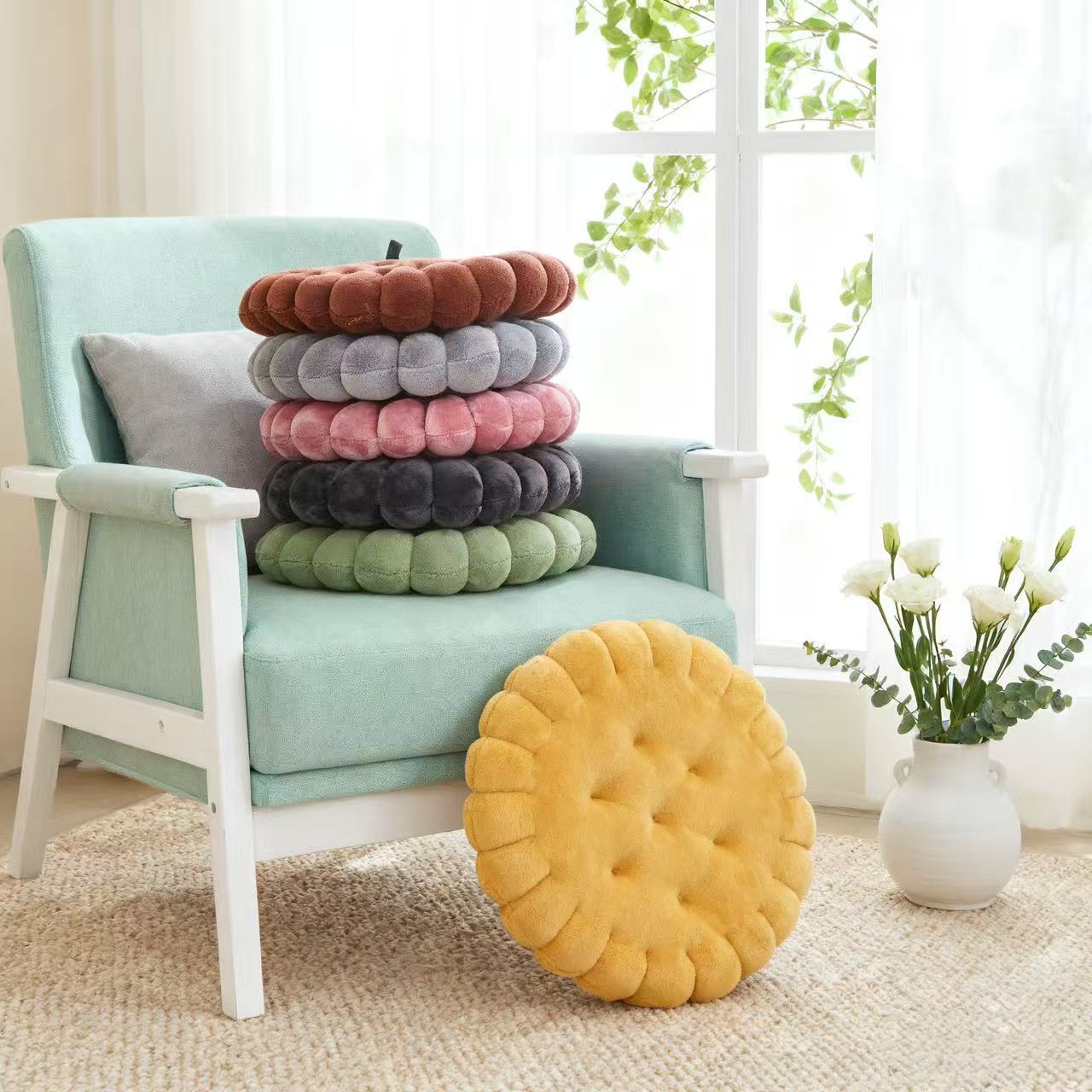 Milk wool biscuit seat cushion, bay window tatami lazy sofa, cute throw pillow, home seat cushion, long-sitting chair cushion Specification image