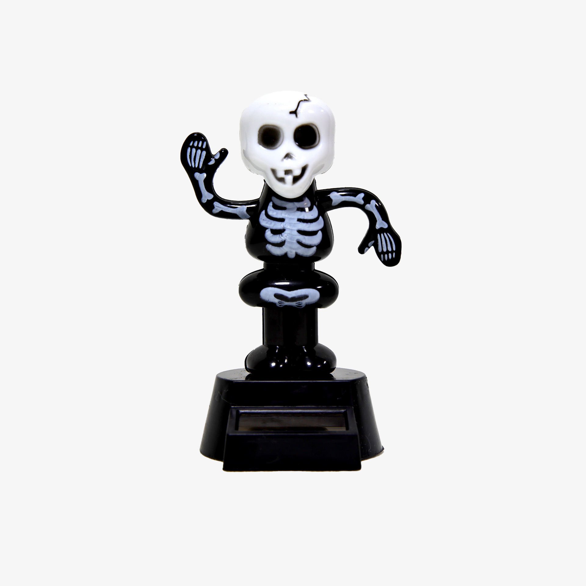 Cross-border best-selling solar-powered Halloween Skeleton Witch Ghost car automatic shaking head car interior ornaments are available for wholesale Application Scenario