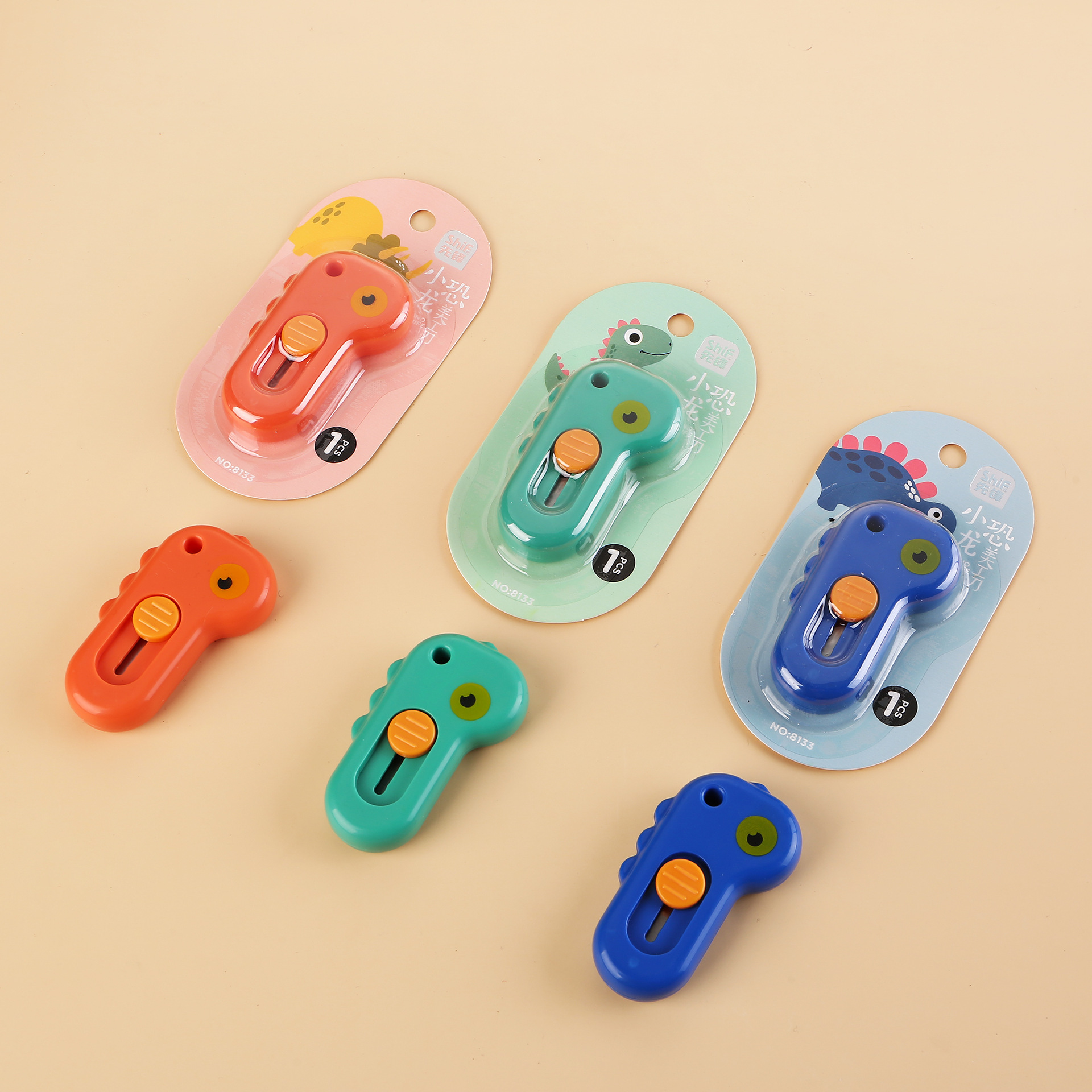 Pioneer 8133 Little Dinosaur Mini Utility Knife Premium Card Pack, Express delivery, open package, Carry around, office paper cutting details Picture