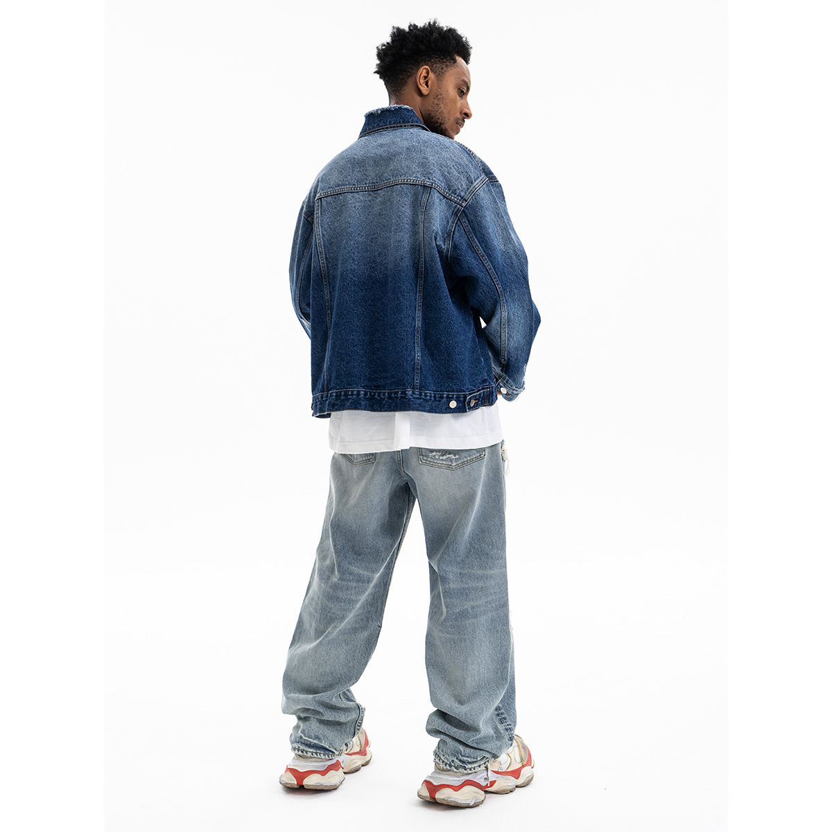 Lanhai Men's Wear - 2025 Autumn/Winter New Collection: A classic and retro Japanese washed-out denim jacket for men Application Scenario