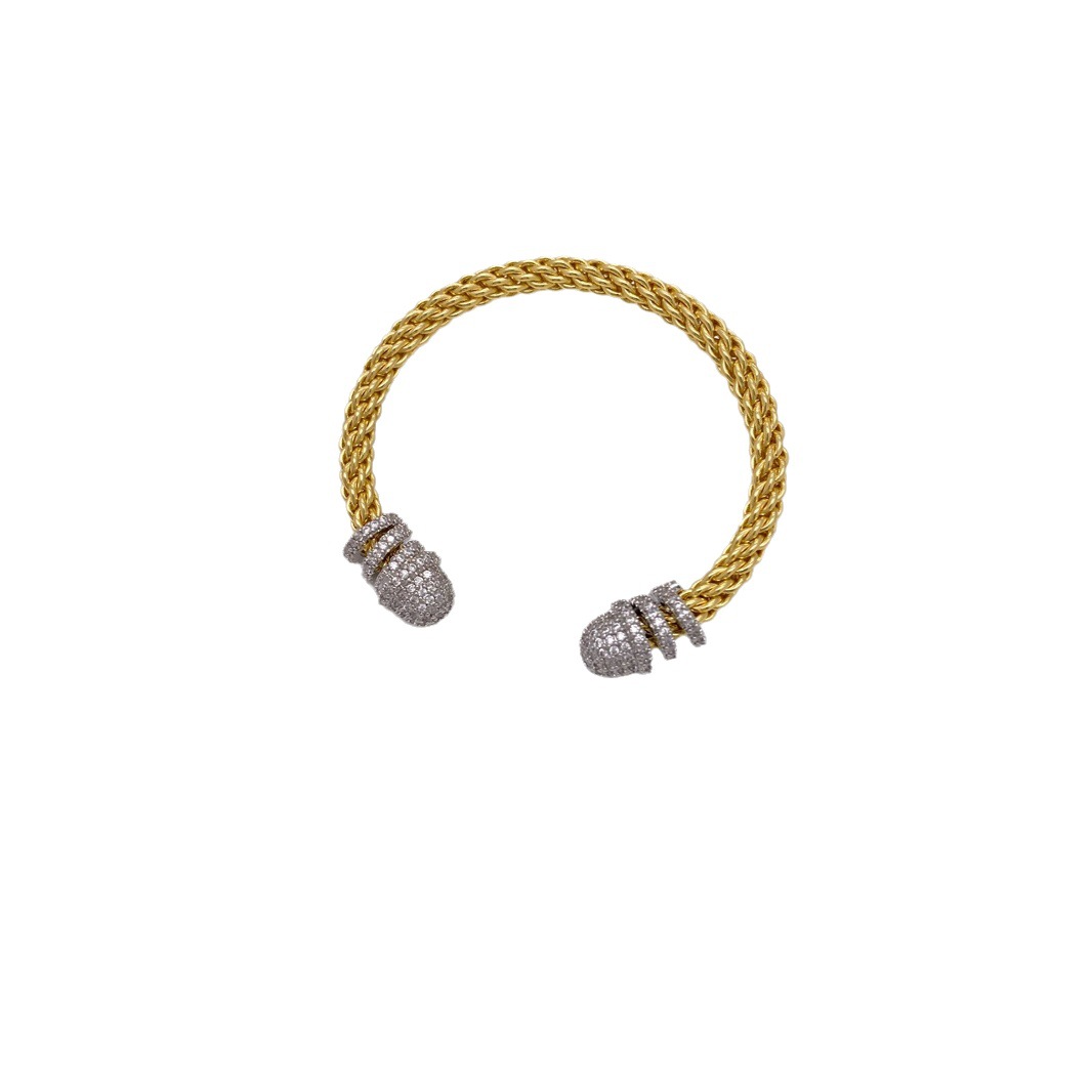 European and American fashionable twisted steel wire open C-shaped bracelet collar, versatile and fashionable, 18K gold-plated women's personalized accessory Item Picture