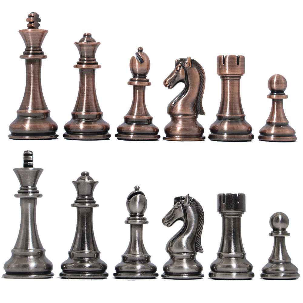 Metal chess set, folding chessboard, adult and children, bronze-colored chess pieces, educational and portable chess manufacturer Application Scenario