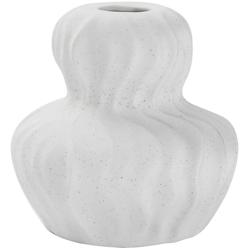 2025 Nordic ceramic vases, decorative items, dried flowers, flower arrangements, TV cabinets, home decorations, creative living room cross-border designs Item Picture