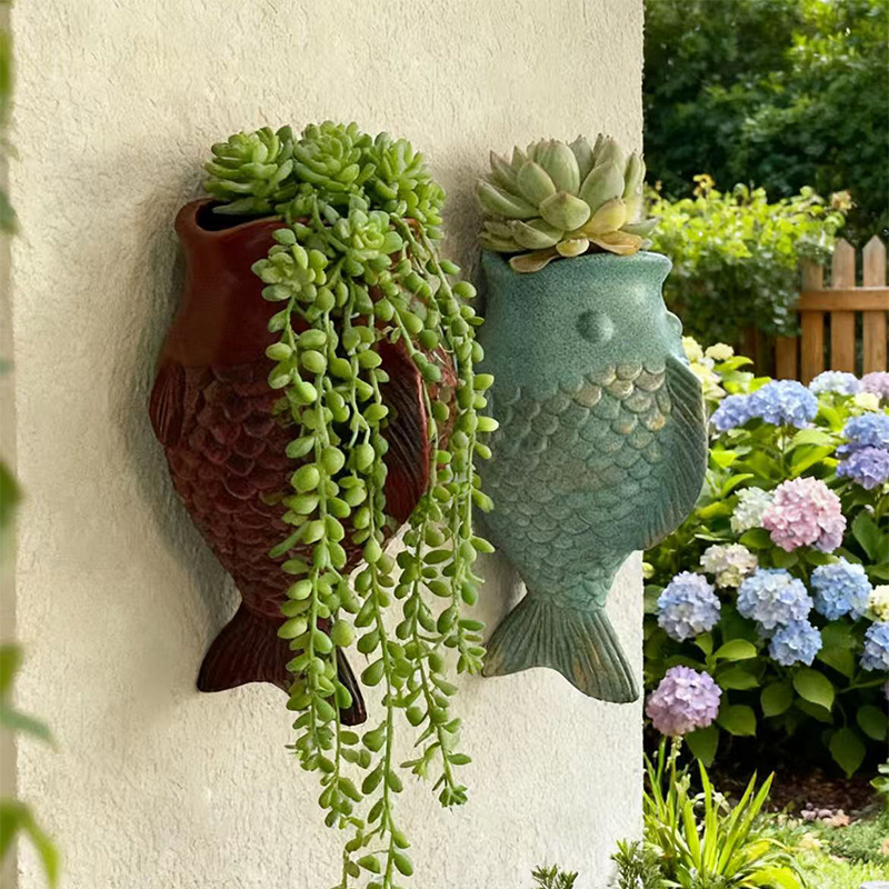 Wall-mounted spotted fish flowerpots, green ivy wall-hanging, simple European-style hanging, no need for drilling, outdoor decorative flower vases for villas details Picture