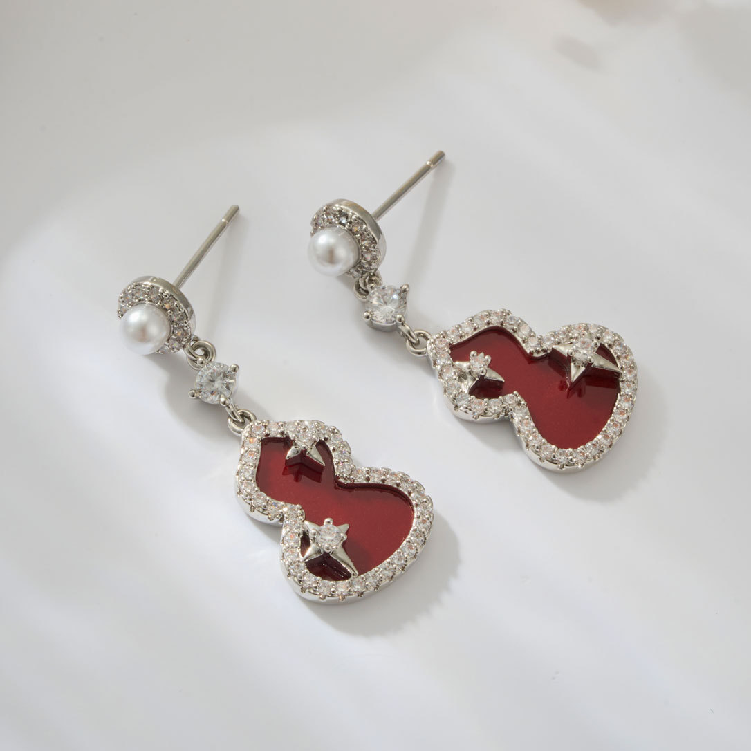 Nueva calabaza roja China colgante de orejón estrella aleación de cobre micro zirconita placa s925 plata pin earpieces premium senses earpieces